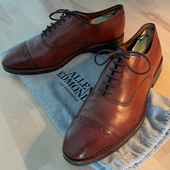 Fifth Avenue Cap-Toe Oxford Dress Shoe with Dainite Sole - Picture 2 of 4